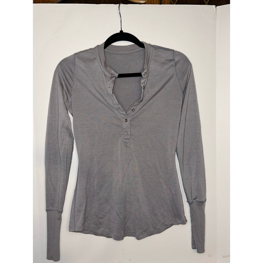 Lululemon Long Sleeve Top..